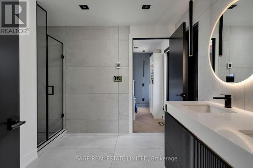 1175 Ogden Avenue, Mississauga, ON - Indoor Photo Showing Bathroom