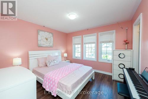 4 Friendly Way, Brampton, ON - Indoor Photo Showing Bedroom