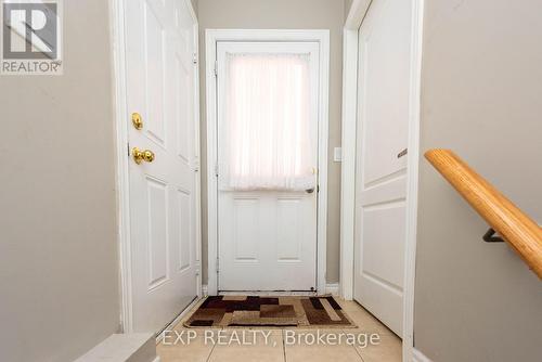 4 Friendly Way, Brampton, ON - Indoor Photo Showing Other Room