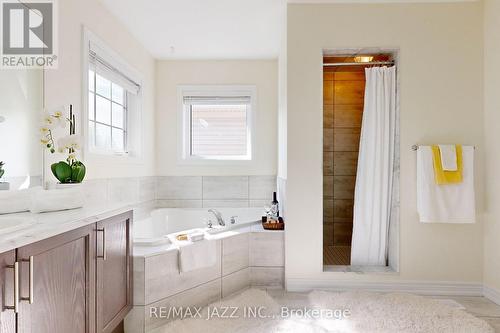 269 Bruce Cameron Drive, Clarington, ON - Indoor Photo Showing Bathroom