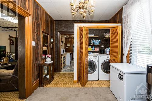 183 High Street, Carleton Place, ON - Indoor Photo Showing Laundry Room