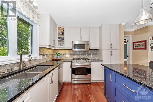 145 Appel Lane, Greater Madawaska, ON - Indoor Photo Showing Kitchen With Double Sink With Upgraded Kitchen