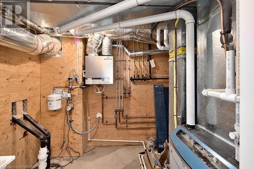 57 Crawford Street, Chatsworth, ON - Indoor Photo Showing Basement