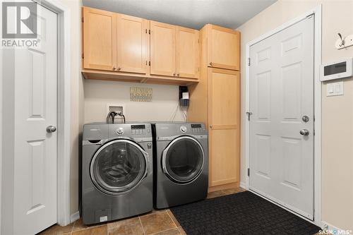 10254 Wascana Estates, Regina, SK - Indoor Photo Showing Laundry Room