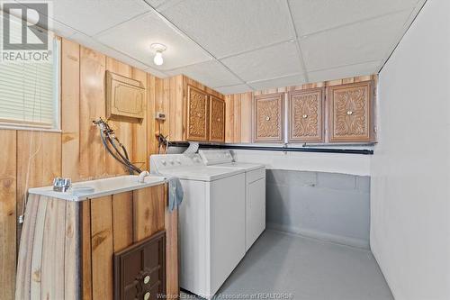 12147 St. Jacques Street, Tecumseh, ON - Indoor Photo Showing Laundry Room