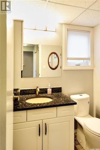 318 Wakabayashi Crescent, Saskatoon, SK - Indoor Photo Showing Bathroom