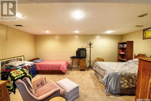 318 Wakabayashi Crescent, Saskatoon, SK - Indoor Photo Showing Bedroom