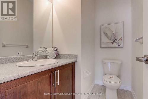 275 Bloomington Road W, Richmond Hill, ON - Indoor Photo Showing Bathroom