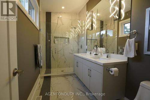 38 Betty Boulevard, Wasaga Beach, ON - Indoor Photo Showing Bathroom