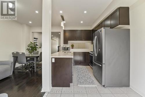 126 Cookview Drive, Brampton, ON - Indoor Photo Showing Kitchen