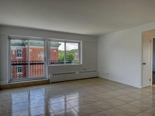 Living room - 502-1295 Av. Lajoie, Montréal (Outremont), QC - Indoor Photo Showing Other Room