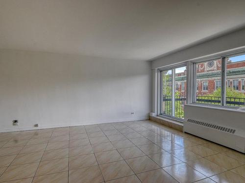 Living room - 502-1295 Av. Lajoie, Montréal (Outremont), QC - Indoor Photo Showing Other Room