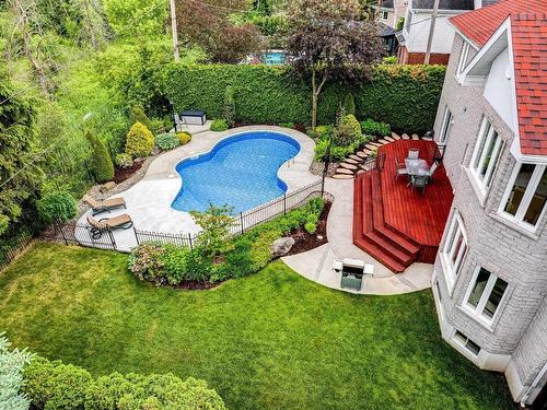 Cour - 458 Rue Kéroack, Saint-Bruno-De-Montarville, QC - Outdoor With In Ground Pool With Backyard