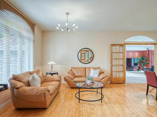 Living room - 458 Rue Kéroack, Saint-Bruno-De-Montarville, QC - Indoor Photo Showing Living Room