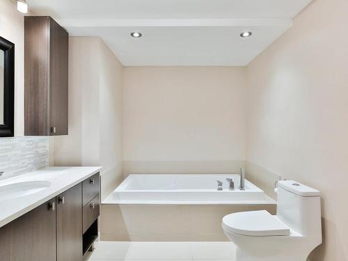 Ensuite bathroom - 1526 Rue De Niverville, Chambly, QC - Indoor Photo Showing Bathroom