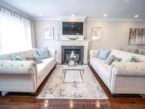 2512 Palisander Ave, Mississauga, ON - Indoor Photo Showing Living Room With Fireplace
