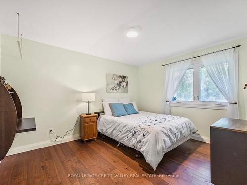 148 Cornwall Hts, Brampton, ON - Indoor Photo Showing Bedroom