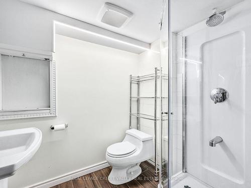 148 Cornwall Hts, Brampton, ON - Indoor Photo Showing Bathroom