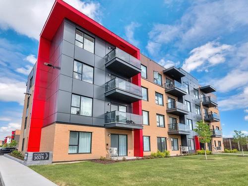 FaÃ§ade - 112-3025 Av. Des Gouverneurs, Laval (Duvernay), QC - Outdoor With Facade