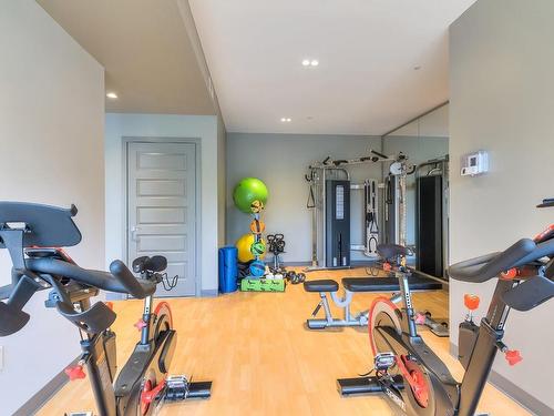 Salle d'exercice - 112-3025 Av. Des Gouverneurs, Laval (Duvernay), QC - Indoor Photo Showing Gym Room