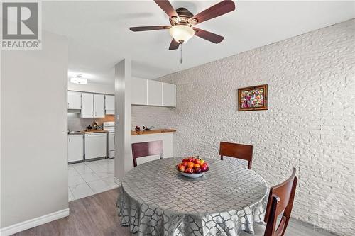 Dining Room Looking Onto Kitchen - 2927 Fairlea Crescent, Ottawa, ON - Indoor