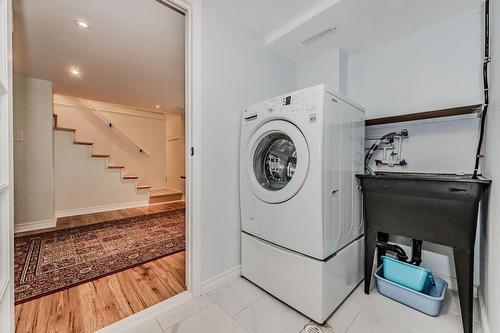 55 Admiral Road, Kitchener, ON - Indoor Photo Showing Laundry Room