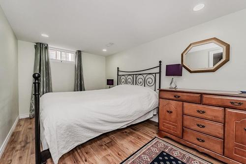 55 Admiral Road, Kitchener, ON - Indoor Photo Showing Bedroom