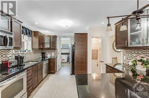 1657 Alta Vista Drive, Ottawa, ON - Indoor Photo Showing Kitchen With Double Sink With Upgraded Kitchen