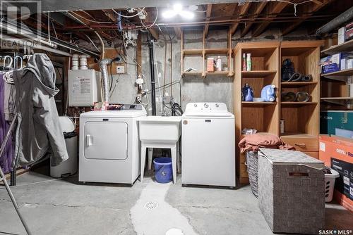 3920 18Th Avenue, Regina, SK - Indoor Photo Showing Laundry Room