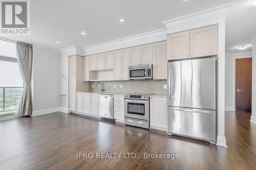 Gph22 - 100 Harrison Garden Boulevard, Toronto (Willowdale East), ON - Indoor Photo Showing Kitchen With Stainless Steel Kitchen With Upgraded Kitchen