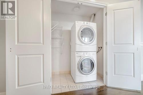 Gph22 - 100 Harrison Garden Boulevard, Toronto (Willowdale East), ON - Indoor Photo Showing Laundry Room