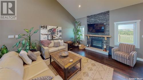 Dreamer'S Acres, Lumsden Rm No. 189, SK - Indoor Photo Showing Living Room With Fireplace