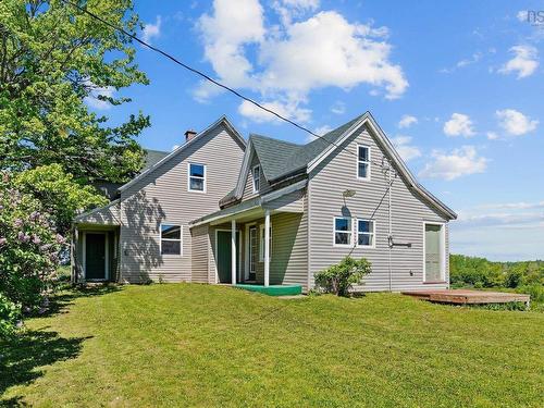 9396 Highway 311, Waughs River, NS 