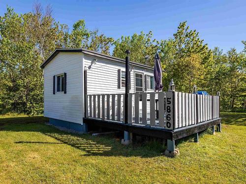 5860 Hornes Road, Mira Gut, NS 