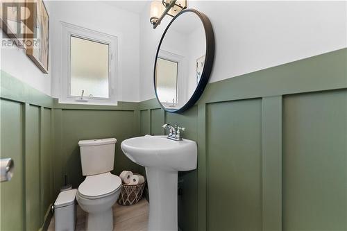 96 Birch Street, Deep River, ON - Indoor Photo Showing Bathroom