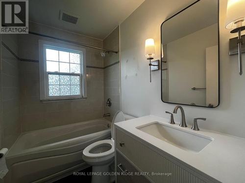 2100 Edinburgh Drive, Burlington, ON - Indoor Photo Showing Bathroom