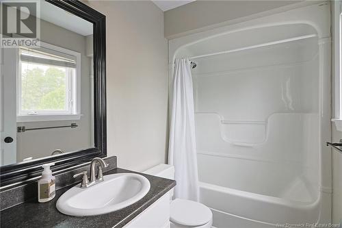 101 Lexington Lane, Fredericton, NB - Indoor Photo Showing Bathroom