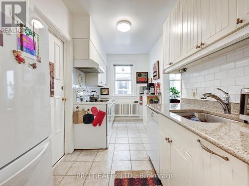 9 Bonfield Avenue, Toronto (The Beaches), ON - Indoor Photo Showing Kitchen