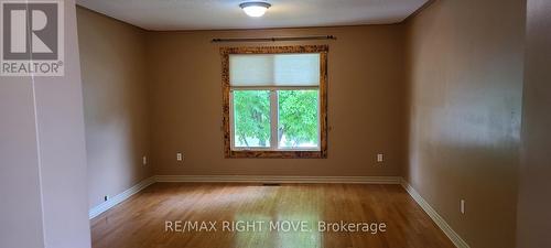 10 Joshua Court, Orillia, ON - Indoor Photo Showing Other Room