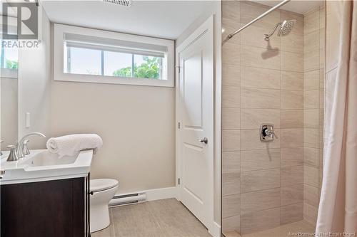 155 Boundary Drive, Moncton, NB - Indoor Photo Showing Bathroom