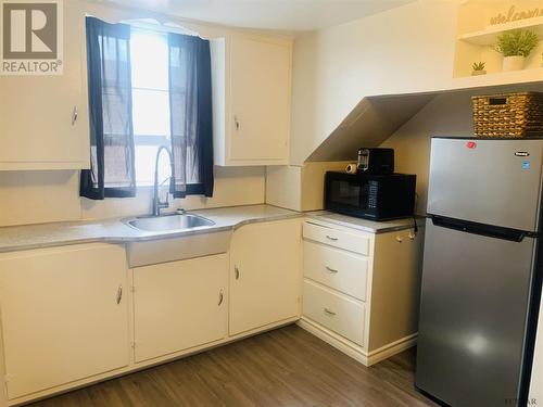 24 Cedar Street, Kapuskasing, ON - Indoor Photo Showing Kitchen