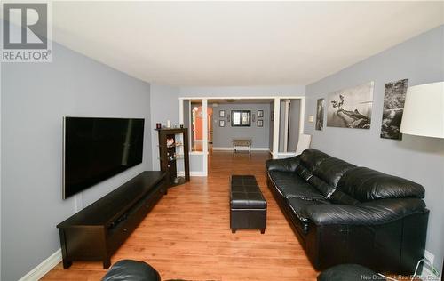 597 Smythe Street, Fredericton, NB - Indoor Photo Showing Living Room