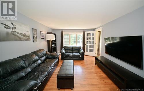 597 Smythe Street, Fredericton, NB - Indoor Photo Showing Living Room