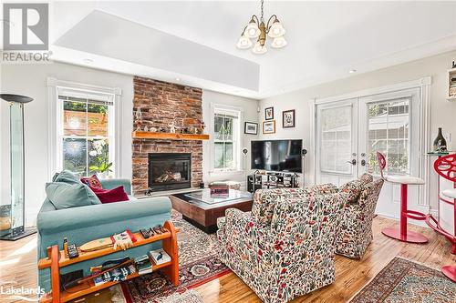 243 Birch Street, Collingwood, ON - Indoor Photo Showing Living Room With Fireplace