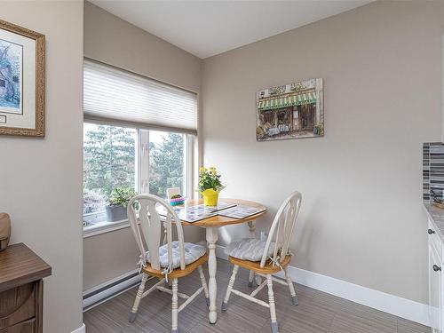 359-4488 Chatterton Way, Saanich, BC - Indoor Photo Showing Dining Room