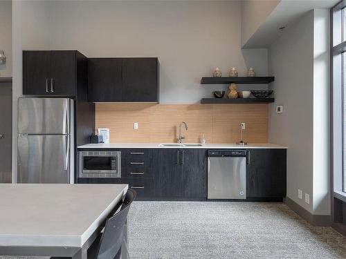 509-960 Reunion Ave, Langford, BC - Indoor Photo Showing Kitchen With Stainless Steel Kitchen With Upgraded Kitchen