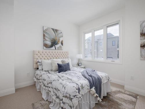 613 Port Darlington Rd, Clarington, ON - Indoor Photo Showing Bedroom