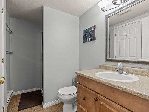 211-225 Kettle View Road, Big White, BC - Indoor Photo Showing Bathroom