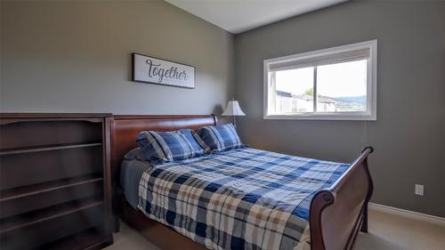 1265 Toovey Road, Kelowna, BC - Indoor Photo Showing Bedroom