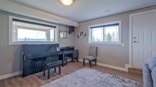 1265 Toovey Road, Kelowna, BC - Indoor